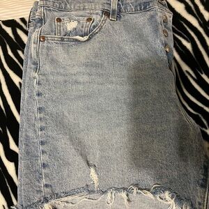 Womens Levi shorts